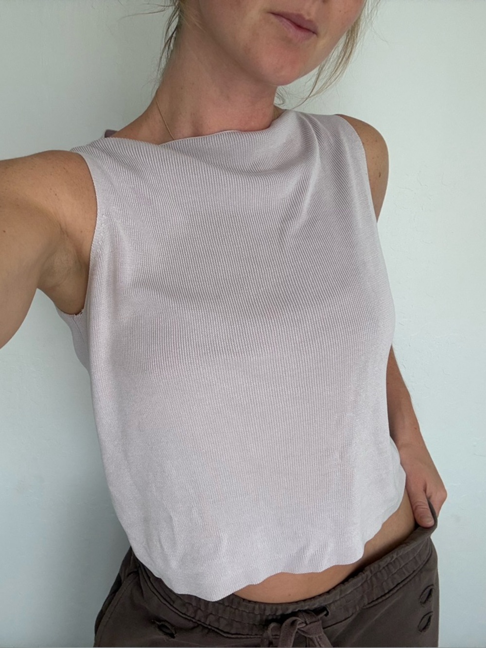 Sleeveless Boatneck Tank Top in Lilac